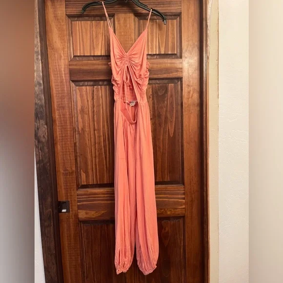 Free People FP Beach Weekend Chill-Out Ruched Harem Cut Out Jumper jumpsuit S - Picture 4 of 9